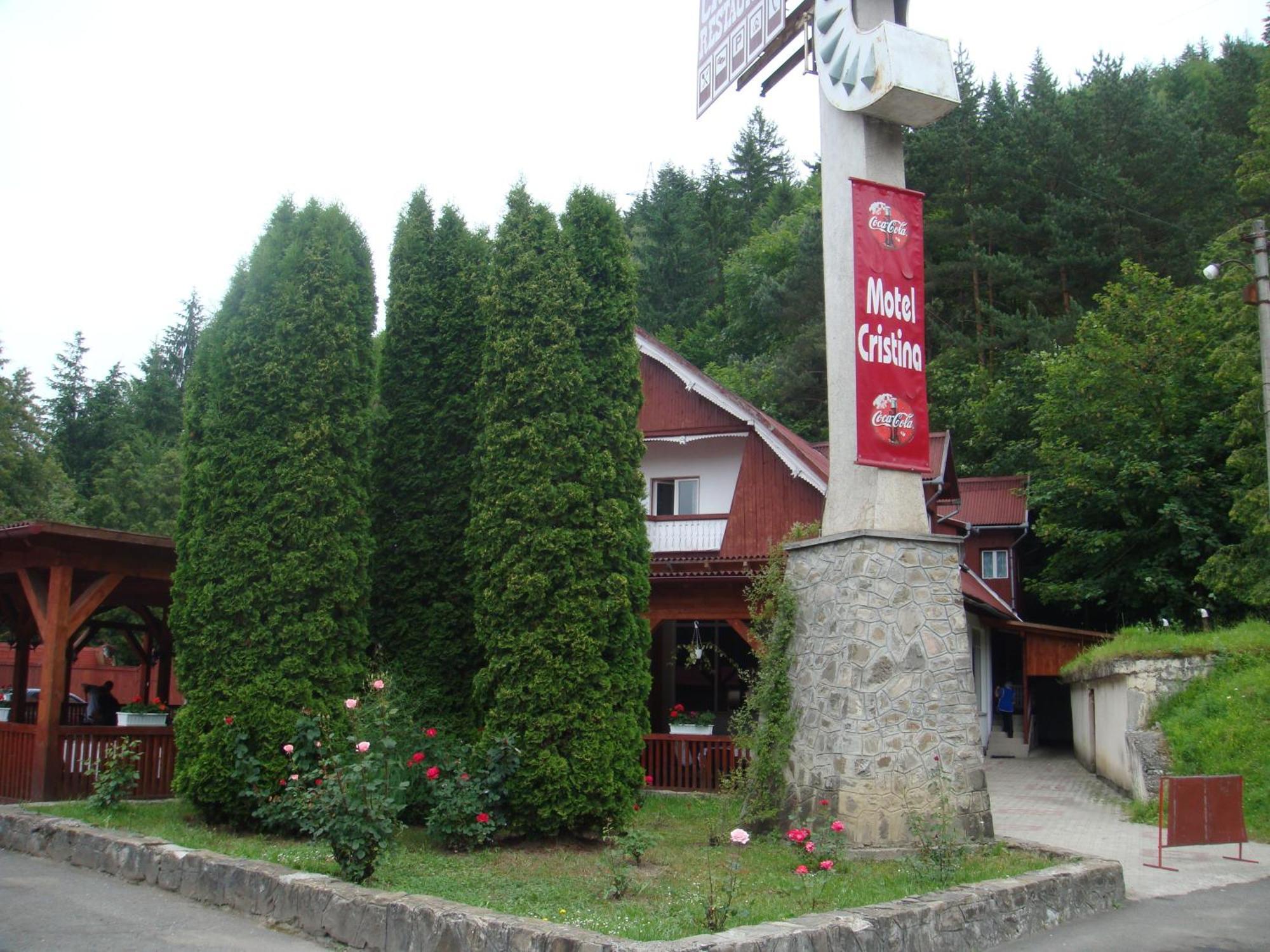 Motel Cristina Bicaz Bagian luar foto